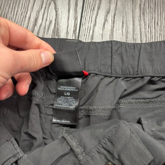 The North Face Zip Off Jogger Hiking Pants Grey Large Convertable - Picture 5 of 10